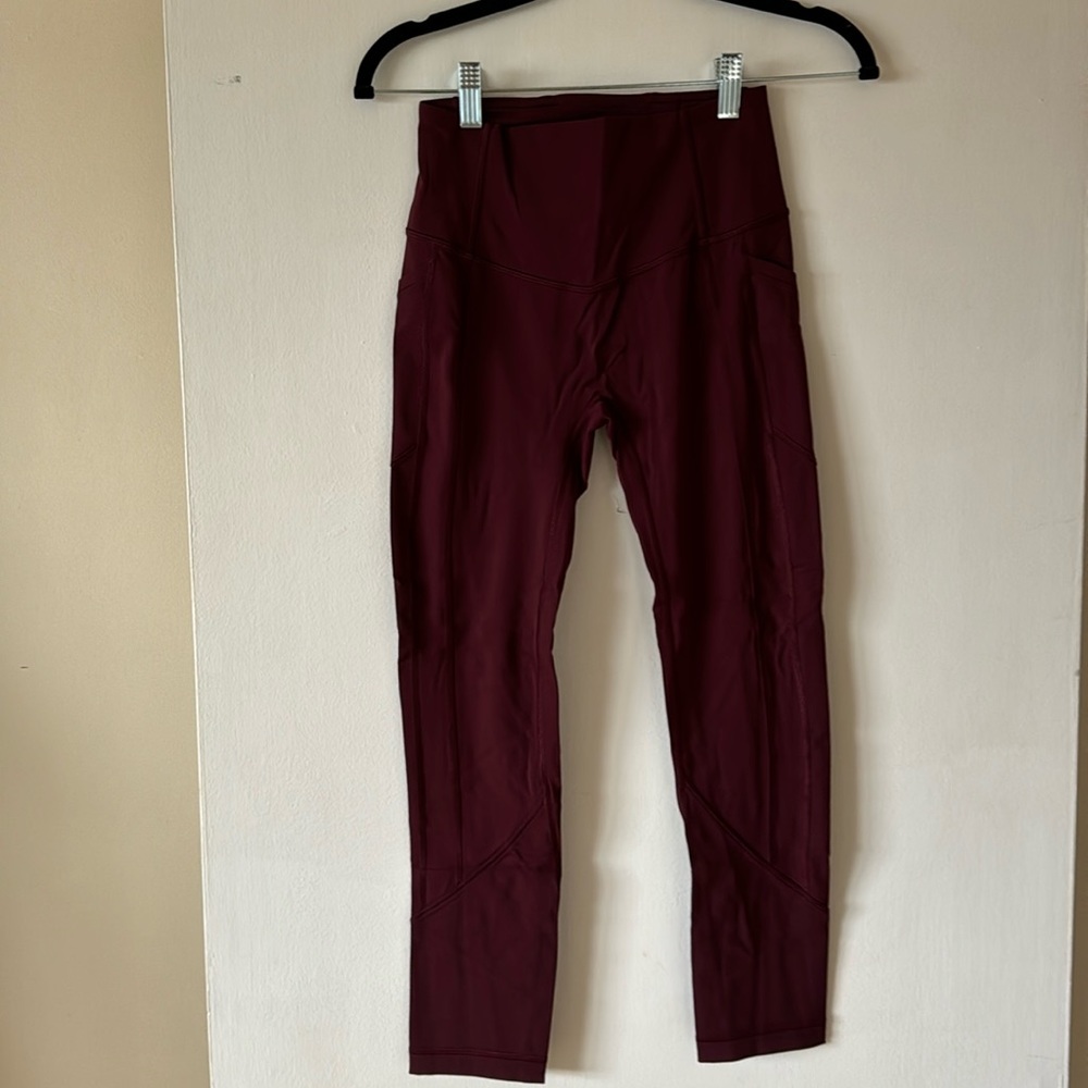 Lululemon leggings.